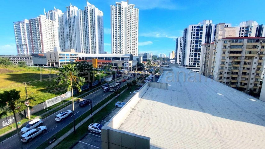 Apartment for Rent in Green Park